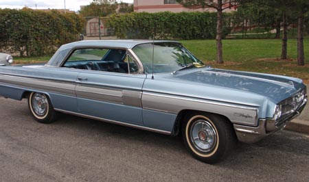 Oldsmobile Starfire